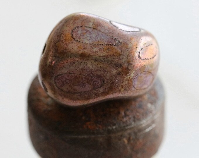 last ones .. BRONZED PLUM NUGGETS .. 2 Premium Picasso Czech Glass Nugget Beads 19x16mm (8238-2) .. jewelry supplies