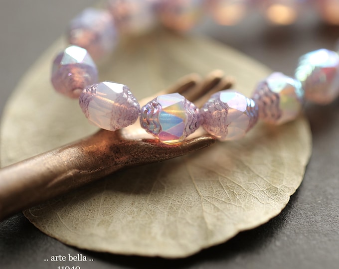 MYSTIC LILAC LANTERNS .. New 15 Premium Czech Glass Carved Cathedral Oval Beads 8x6mm (11040-st) .. jewelry supplies