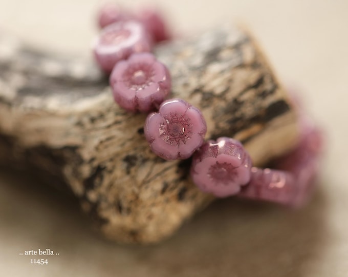 New .. BRONZED MAUVE PANSY 7mm .. 12 Premium Czech Glass Petite Hibiscus Flower Beads (11454-st) .. jewelry supplies