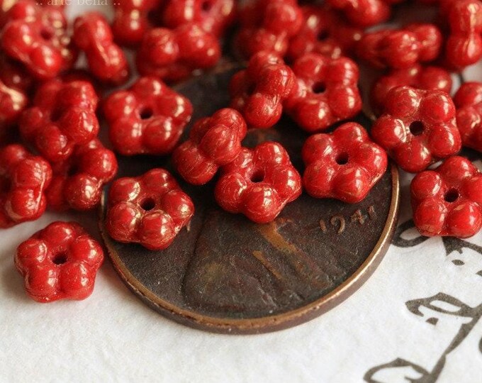 back in stock .. COPPERED SCARLET VINCA .. 50 Premium Czech Glass Flower Spacer Beads 5mm (7263-st) .. jewelry supplies