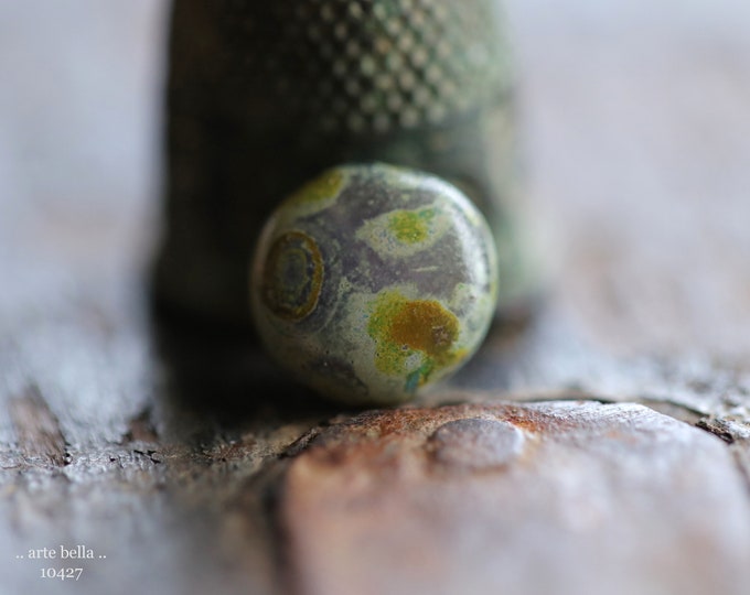 EARTHY MOSS PEBBLES .. 10 Premium Picasso Czech Glass Lentil Bead 10mm (10427-10) .. jewelry supplies