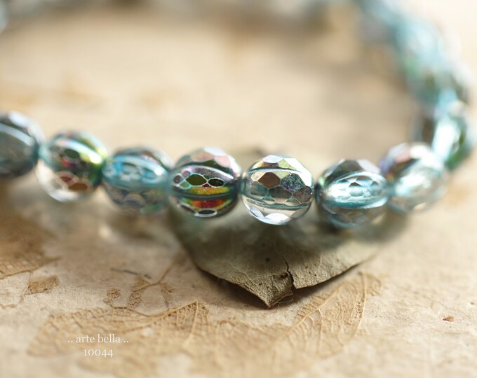 back in stock .. MYSTIC BLUE GLITZ No. 2 .. 20 Premium Czech Glass Faceted Melon Beads 8mm (10044-st) .. jewelry supplies