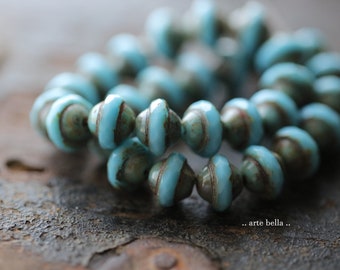 50 Perline Di Foglie Blu Miste Da 12 X 7 Mm, In Vetro Ceco Pressato Con Parte Superiore Forata - Foto 5