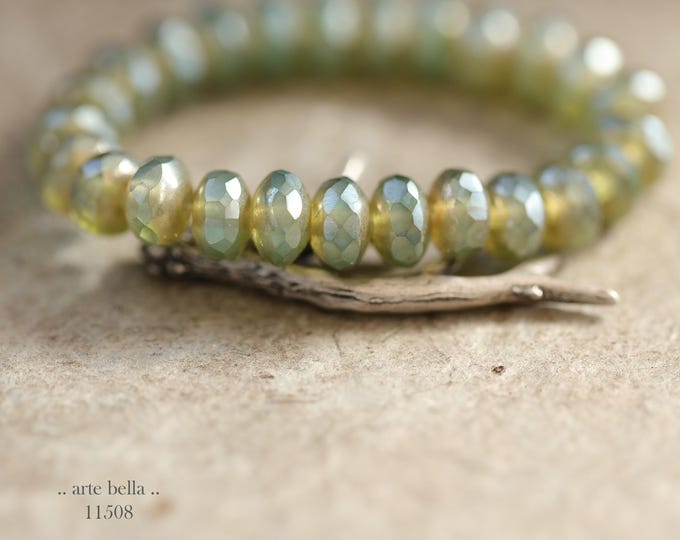 New .. SILVERED SAGE PEBBLES .. 25 Premium Czech Glass Faceted Rondelle Beads 5x7mm (11508-st) .. jewelry supplies