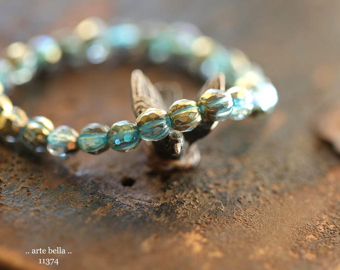 New .. GOLDEN BLUE GLITZ .. 25 Premium Czech Glass Faceted Melon Beads 6mm (11374-st) .. jewelry supplies