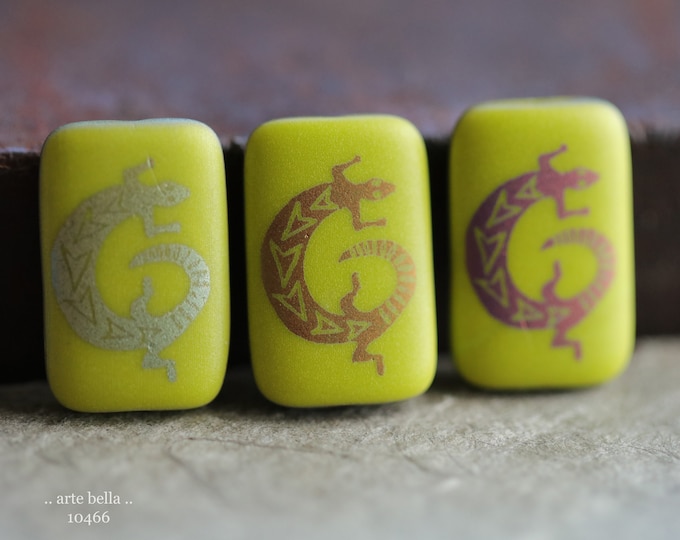 CHARTREUSE LIZARD REX  .. 4 Premium Matte Czech Glass Laser Etched Lizard Rectangle Bead Mix 19x12mm (10466-4) .. jewelry supplies