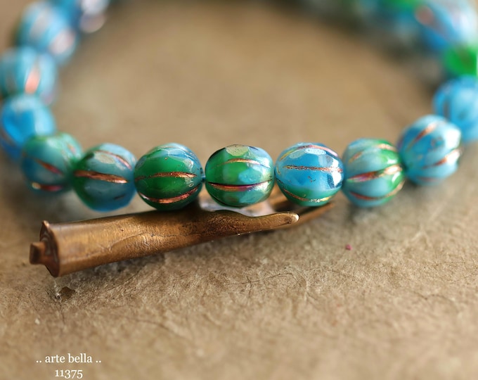 New .. MYSTIC EMERALD SKY Glitz 8mm .. 20 Premium Czech Glass Faceted Melon Beads (11375-st) .. jewelry supplies