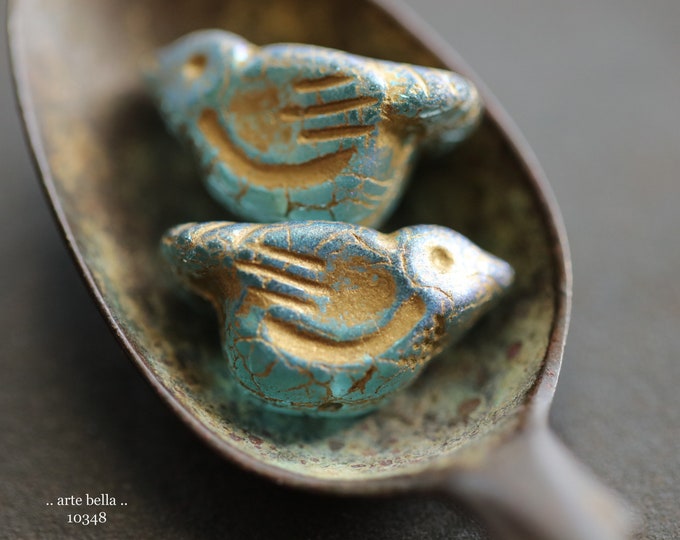 Rustic GOLDEN AQUA CHIRPS No. 2 .. 6 Premium Etched Czech Glass Bird Beads 11x22mm (10348-st) .. jewelry supplies