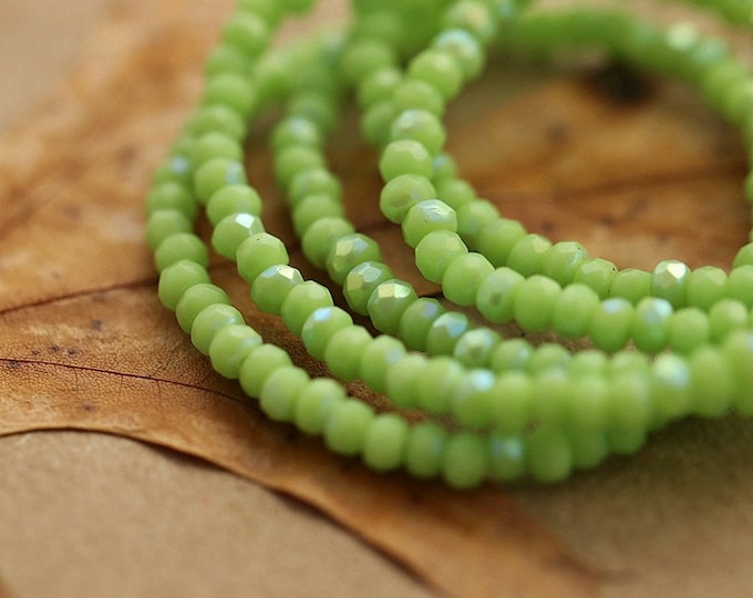 MYSTIC APPLE BITS .. 50 Premium Czech Glass Faceted Rondelle Beads 2x3mm (8932-st)