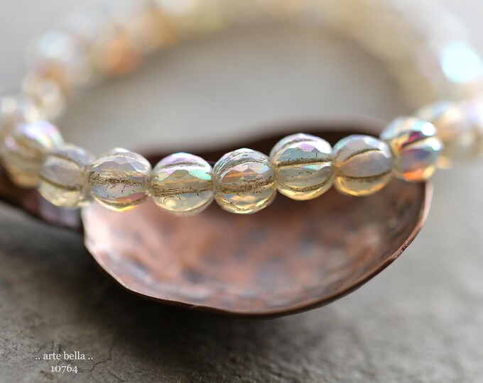 GOLDEN MOON GLITZ 6mm .. New 25 Premium Czech Glass Faceted Melon Beads (10764-st) .. jewelry supplies