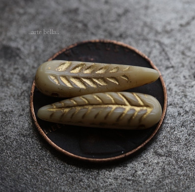 GOLDEN CREAM FEATHERS . 6330-10 10 Premium Picasso Czech Glass Bird Feather Beads 5x17mm