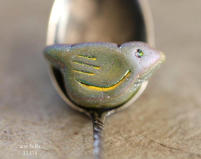 New .. MYSTIC PARROT CHIRPS .. 6 Matte Premium Czech Glass Bird Beads 11x22mm (11494-st) .. jewelry supplies