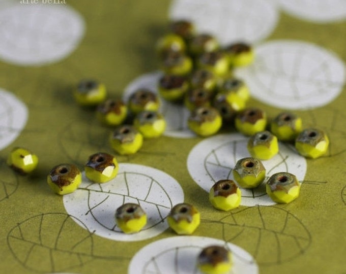 back in stock .. CHARTREUSE BABIES .. 30 Premium Picasso Czech Glass Rondelle Beads 3x5mm (1970-st) .. jewelry supplies
