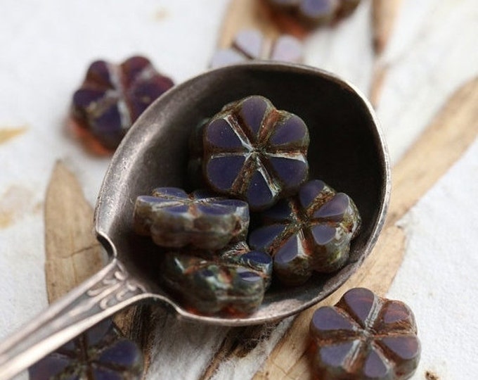 back  in stock .. EARTHY BLUEBERRY BLOOMS .. 15 Premium Picasso Czech Glass Flower Beads 10x3mm (5278-st) .. jewelry supplies