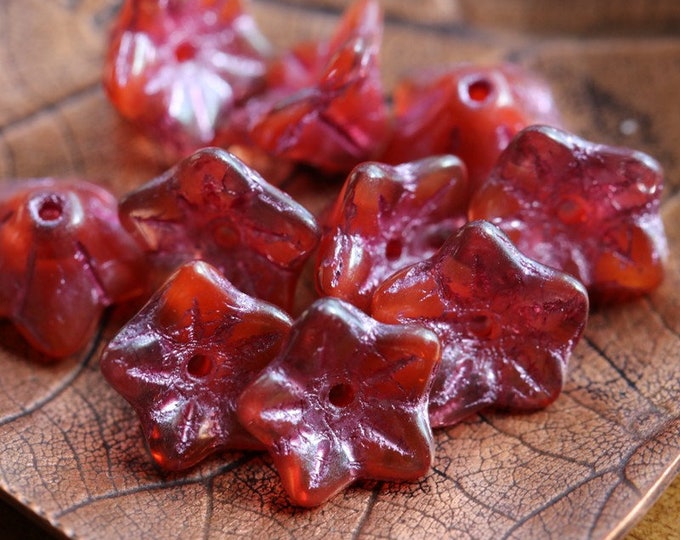 back in stock .. GOLDEN BOYSENBERRY BETSY .. 25 Premium Picasso Czech Glass Bells Flower Beads 5x8mm (7765-st) .. jewelry supplies