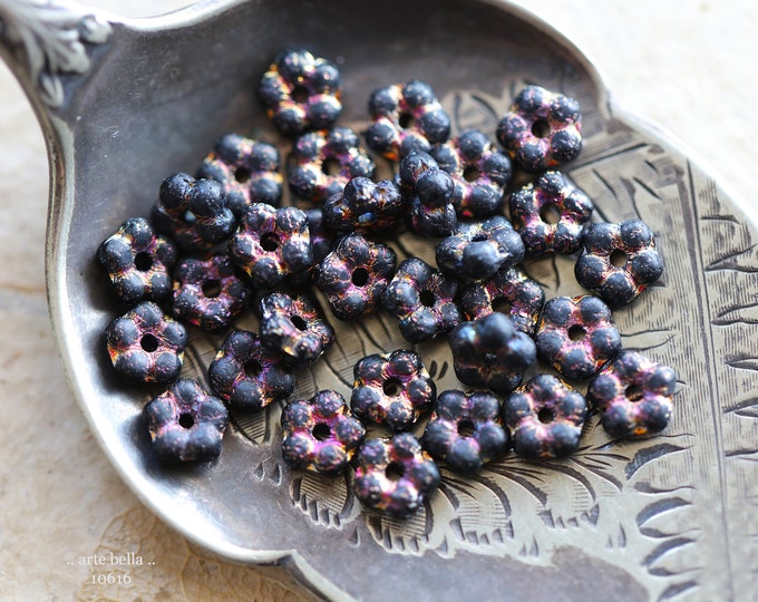 back in stock .. MYSTIC BLACK VINCA .. 50 Premium Etched Czech Glass Flower Spacer Beads 5mm (10616-st) .. jewelry supplies