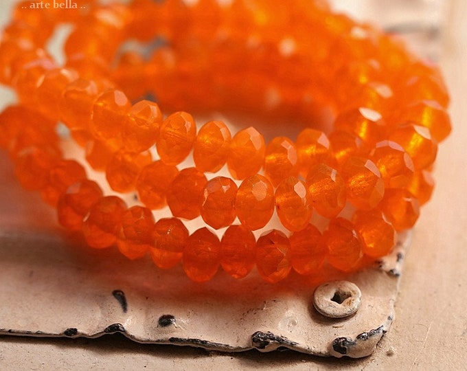 SIMPLY ORANGE BABIES .. 30 Premium Czech Glass Faceted Rondelle Beads 3x5mm (8893-st) .. jewelry supplies