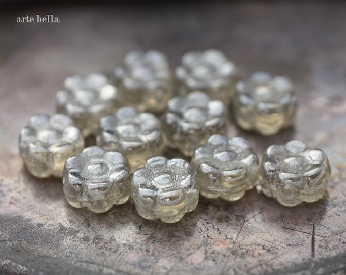 SILVER POSIES .. 30 Premium Metallic Luster Czech Glass Flower Beads 6mm (2004-30) .. jewelry supplies
