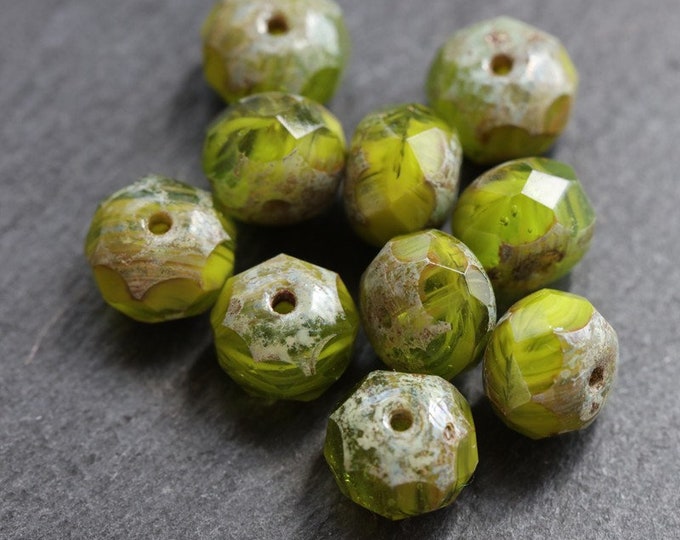 back in stock .. GRASSHOPPERS .. 25 Premium Picasso Czech Glass Faceted Rondelle Beads 6x9mm (8200-st) .. jewelry supplies