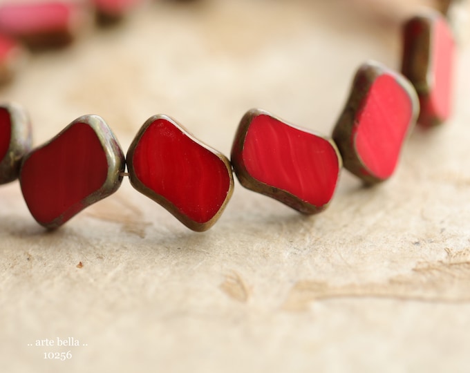 EARTHY RED WAVES .. New 15 Premium Picasso Czech Glass Rectangle Beads 14x10mm (10256-st)