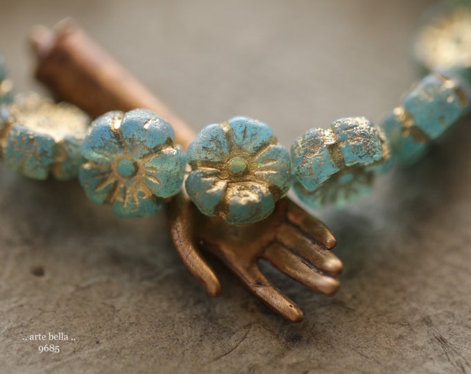 GOLDEN AQUA BLOOMS .. 16 Premium Etched Czech Glass Hibiscus Flower Beads 9mm (9685-st) .. jewelry supplies