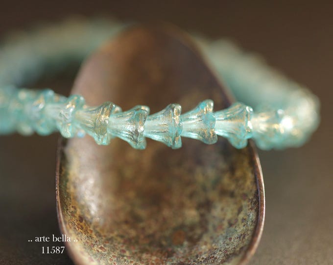 New .. GOLDEN SKY BABY Bells .. 30 Premium Czech Glass Bell Flower Bead 5x6mm (11587-st) .. jewelry making supplies