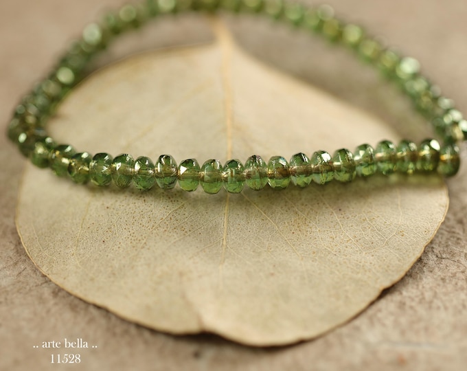 New .. GOLDEN PINE BITS .. 50 Czech Glass Faceted Rondelle Beads 2.5x4mm (11528-st) .. jewelry making supplies