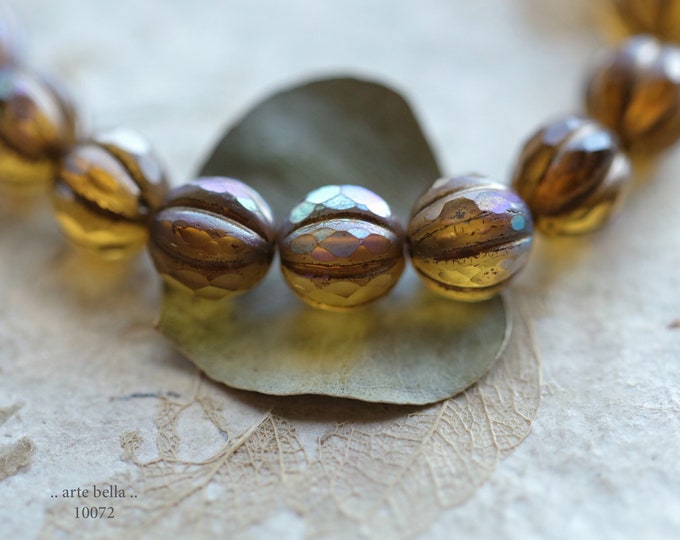 Mystic GOLDEN WHISKEY GLITZ .. 20 Premium Matte Czech Glass Faceted Melon Beads 8mm (10072-st)