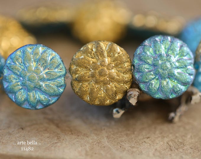 New .. GOLDEN SKY DAHLIAS .. 10 Premium Etched Czech Glass Dahlia Flower Beads 14mm (11482-st) .. jewelry supplies