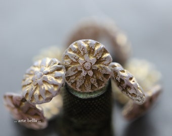 GOLDEN LAVENDER DAHLIAS .. 10 Premium Etched Czech Glass Dahlia Flower Beads 14mm (9505-st)