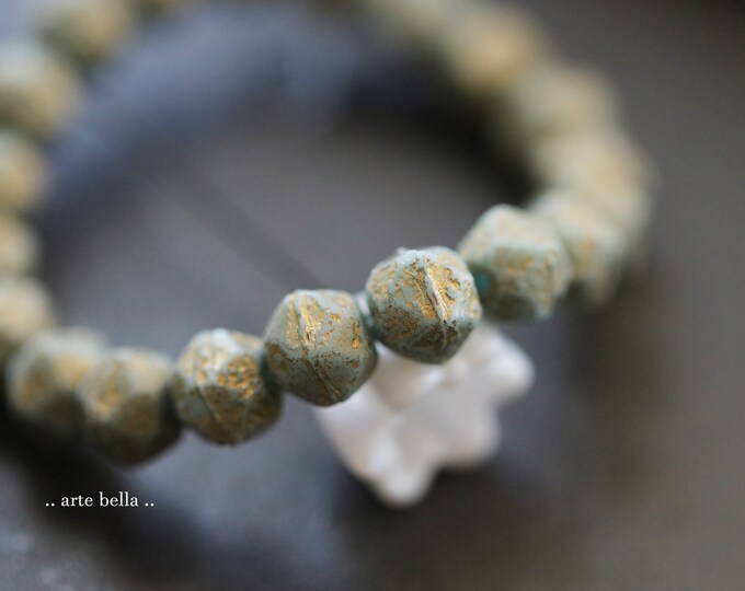 back in stock .. RUSTIC GOLDEN SKY Pops .. 20 Premium Etched Czech Glass English Cut Beads 8mm (9415-st) .. jewelry supplies