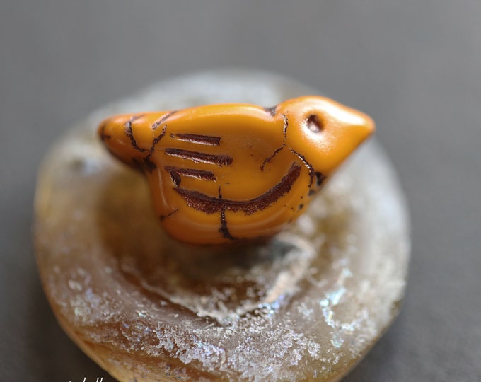 BRONZED AUTUMN CHIRPS .. 6 Premium Czech Glass Bird Beads 11x22mm (9284-6) .. jewelry supplies