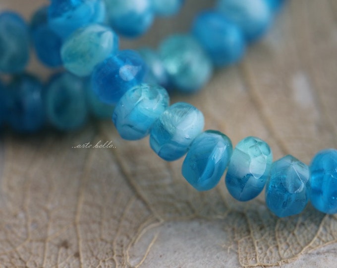 SPRING WATERS No. 2  .. 30 Premium Czech Glass Faceted Rondelle Beads 3x5mm (5630-st)