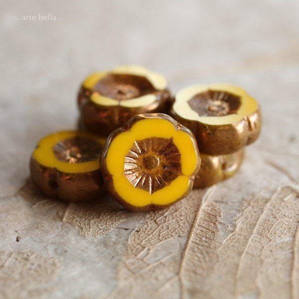 BRONZED LEMON PANSY .. 6 Premium Czech Glass Hibiscus Flower Beads 12mm (8635-6) .. jewelry supplies