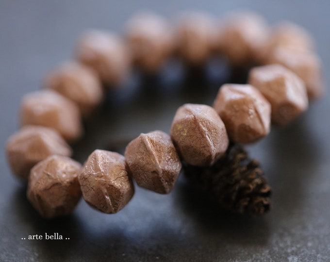 RUSTIC BLUSHING POPS .. 15 Premium Etched Czech Glass English Cut Beads 10mm (9417-st) .. jewelry supplies