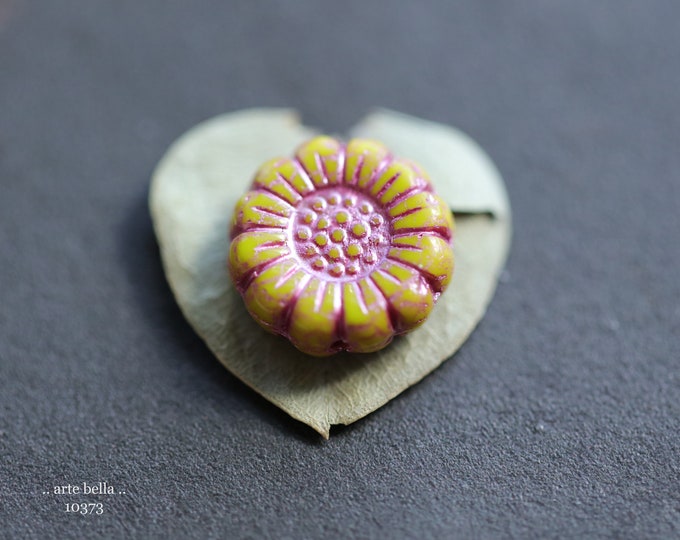 PINK CHARTREUSE SUNFLOWERS .. New 6 Premium Czech Glass Flower Beads 13mm (10373-6)