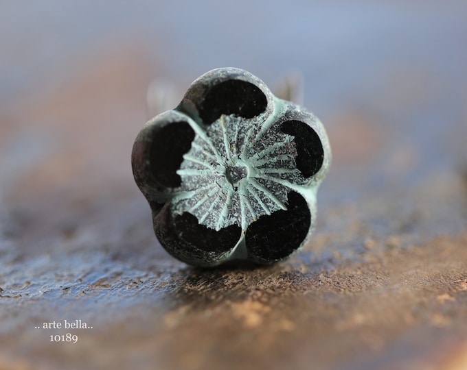BLACK N' BLUE BLOOMS .. 2 Premium Etched Picasso Czech Glass Hibiscus Flower Bead 21mm (10189-2)