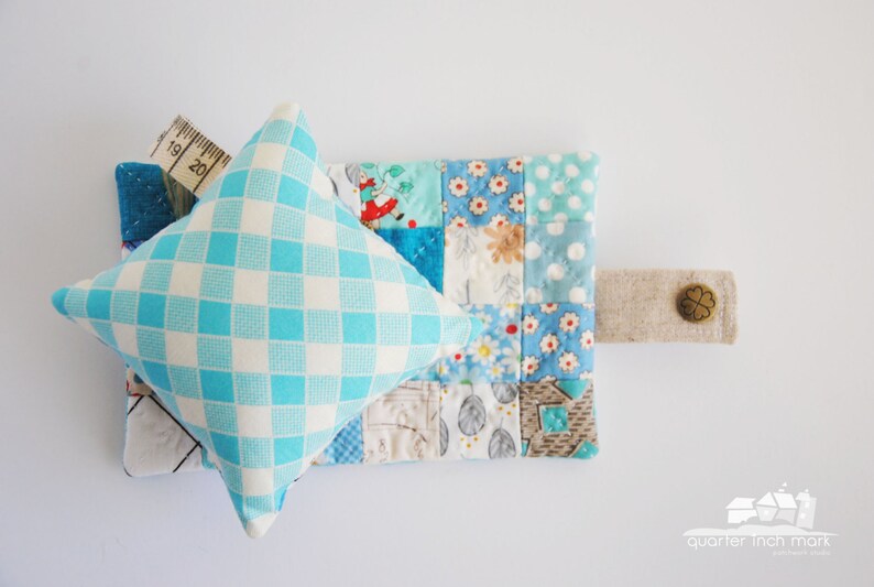 Patchwork pennii Needlebook and Pinnii cushion set: Robin Egg image 3