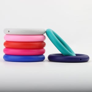 65mm Silicone Beadable Rings，Round Silicone Bead Loop，Silicone O Ring Bead，Round Ring Bulk，Hole Beadable For Hanging Ornaments.