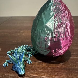 3D Printed Crystalized Egg with Baby Crystal Dragon - Dragon Egg - Baby Dragon with Dragon Egg