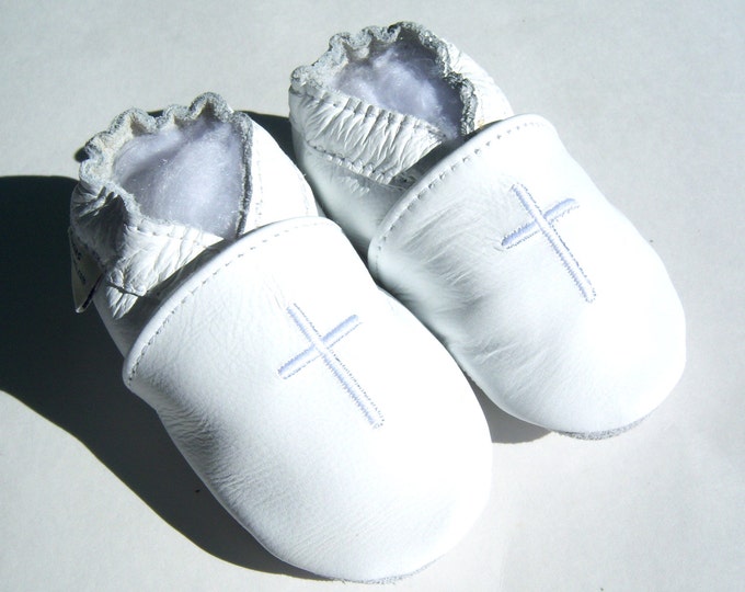 white leather Baptism shoes, with cream cross ,christening shoes,fancy white shoes,leather shoes with a cross,