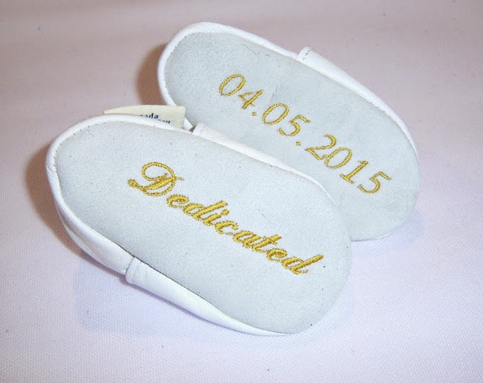 baby shoes in leather  dedication leather shoes custom made personalized dedication leather baby booties  - gold embroidery shoes