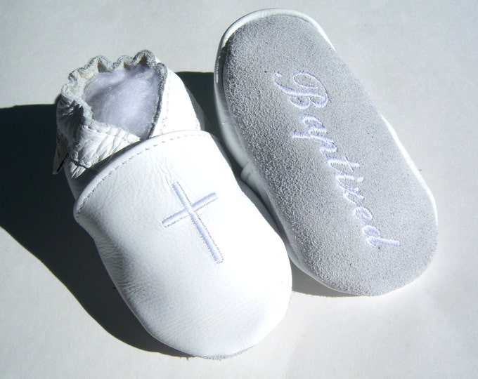 Baptism Christening shoes - embroidered leather baptism shoes - baptism booties , christening shoes , crisening bootie