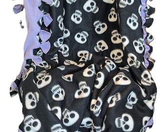 Skull & Lavender Fleece Blanket - Gothic Throw, Handmade