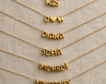 Collar personalizado con inicial de globo pequeño, collar minimalista, regalo personalizado para ella, regalo de San Valentín para mujer.