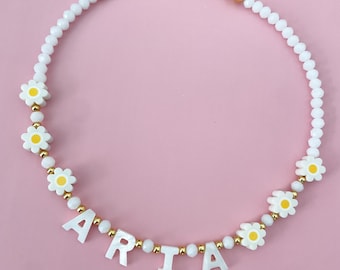 Daisy Custom name necklace, mother of Pearl name necklace, beaded name necklace, gift for toddlers, birthday gift for kids, flower girl gift