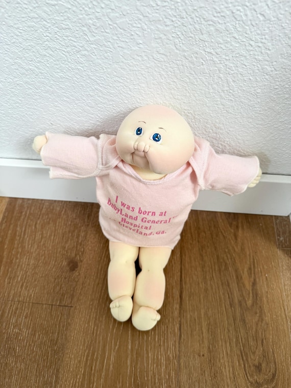 Rare 1980 Hand Signed Xavier Roberts Cabbage Patch Kid Preemie