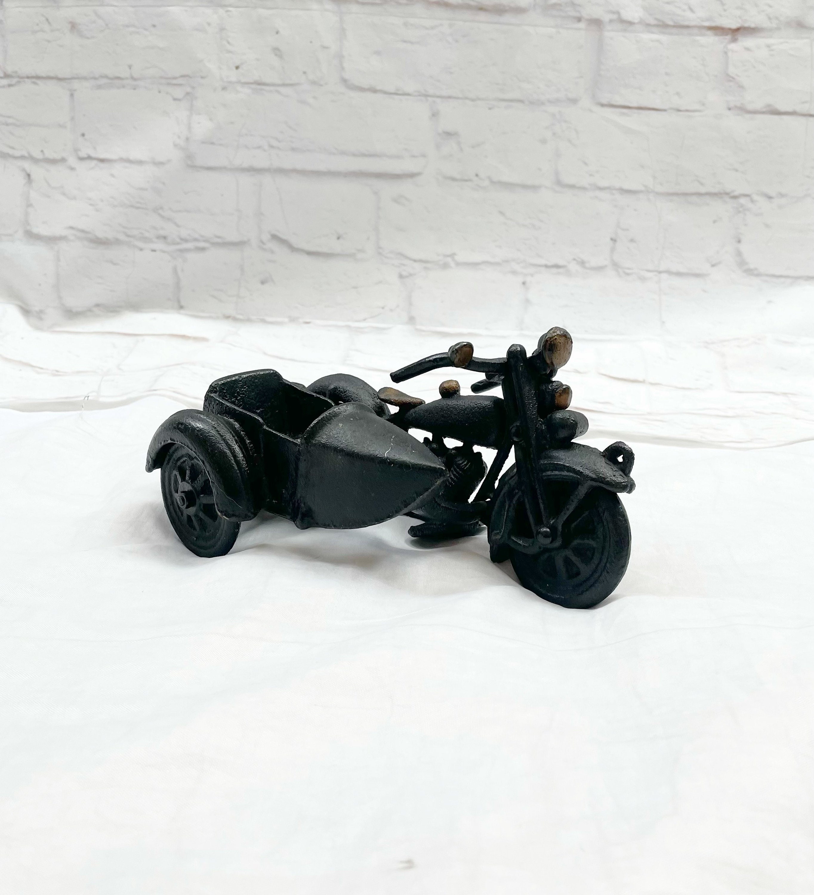 Miniature Side-car Ancien – Jouet Enfant – Occasion (peinture Abîmée)