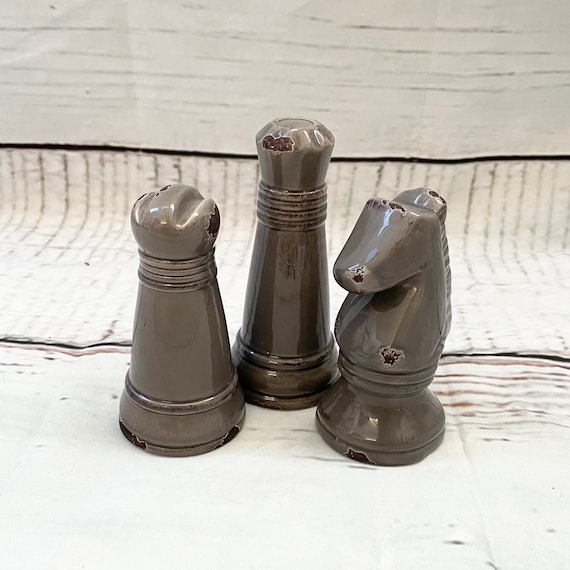 Board Games Games & Puzzles Incomplete 25 chalkware chess chalk ware ...