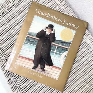 Rare Vintage 1993 Children’s Book Grandfather’s Journey Caldecott Metal Hardcover Immigration Story